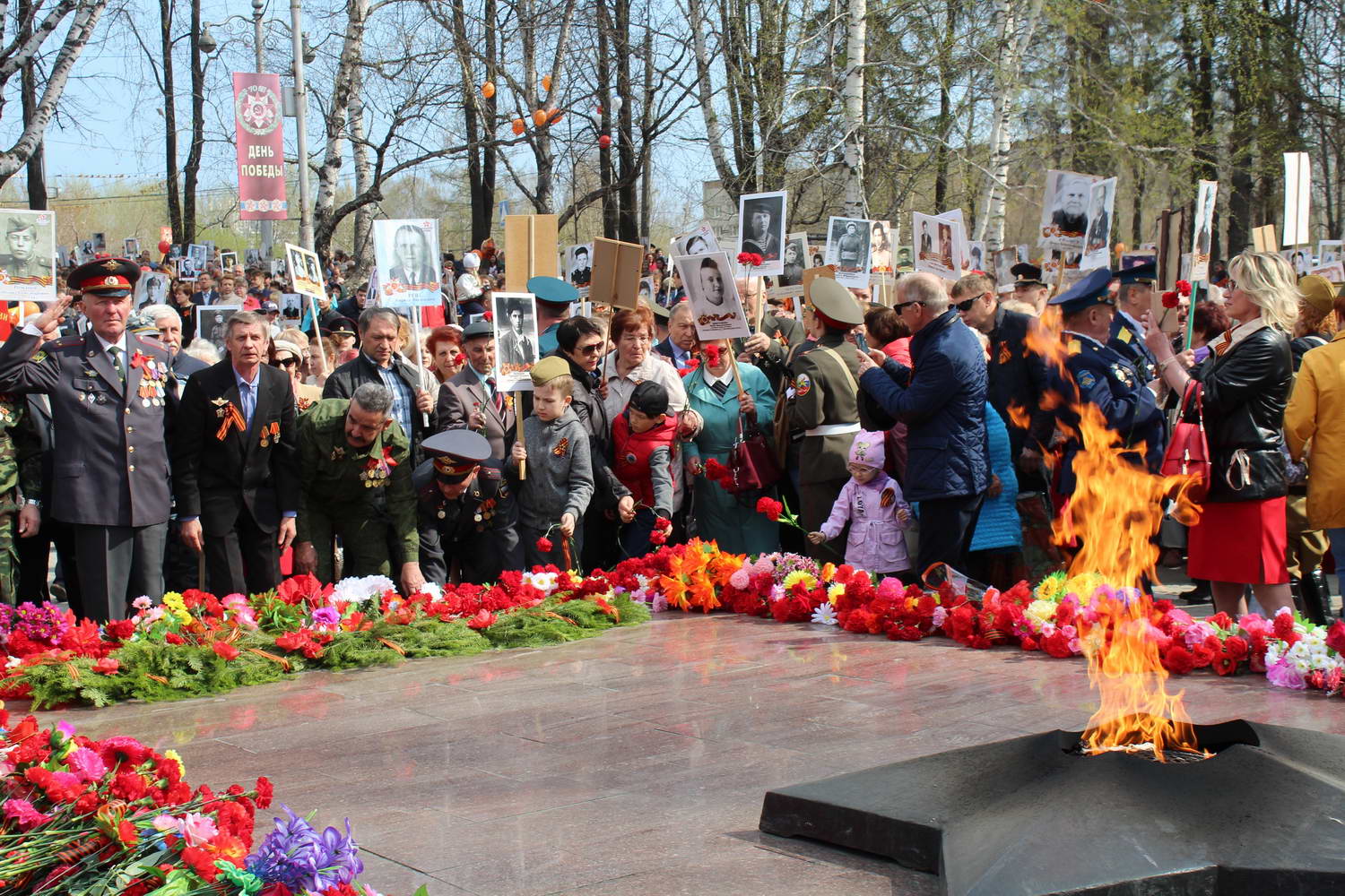 Бессмертный полк в серове